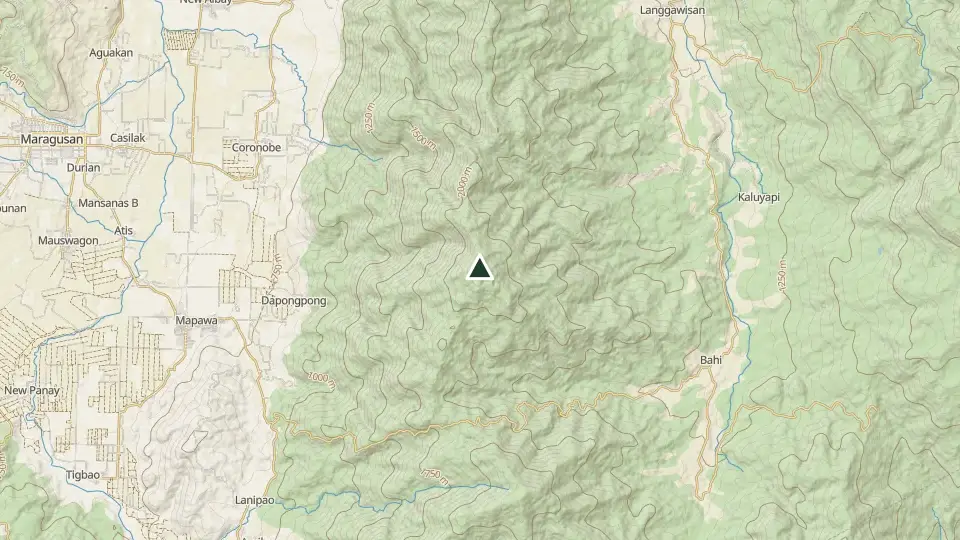 Topographic map of the area around the Mt. Candalaga summit